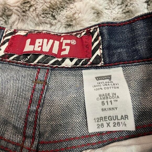 Levi’s 511 Distressed + Bleached Denim Shorts – Girls Size 12 Regular - Picture 5 of 5